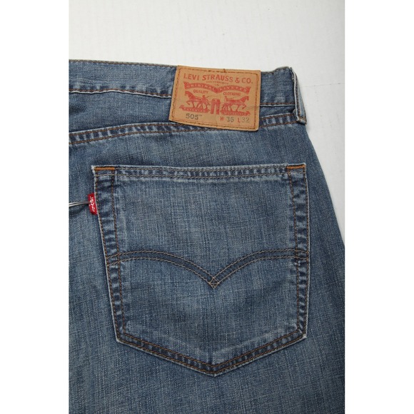 Levis 505 Jeans Mens 36x32 Blue Denim Straight Leg Medium Wash Classic Fit Pants - Picture 6 of 16